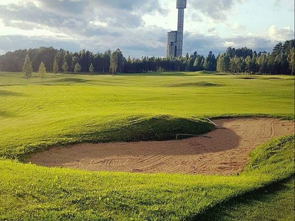 keretin-golfkenttä-outokumpu-keretin-torni
