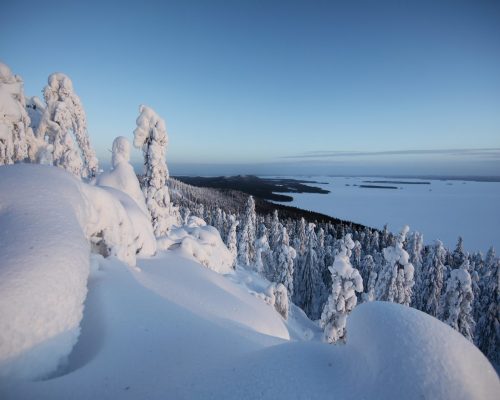 https://www.visitkarelia.fi/files/visitkarelia_4e5a9818-1.jpg