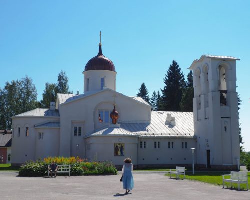 https://www.visitkarelia.fi/files/vk-anne-hukkanen-valamo-church3-jpg-e1621940166300.jpg