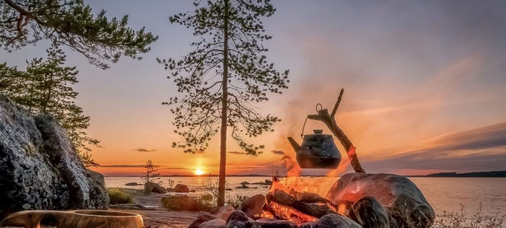vk-coffee-sunset-lake