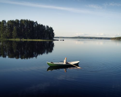 https://www.visitkarelia.fi/files/vk-harri-tarvainen-boatinlake-jpg-6.jpg