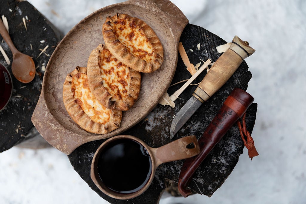VisitKarelia_Harri Tarvainen_winter_outdoormeal2 (1)
